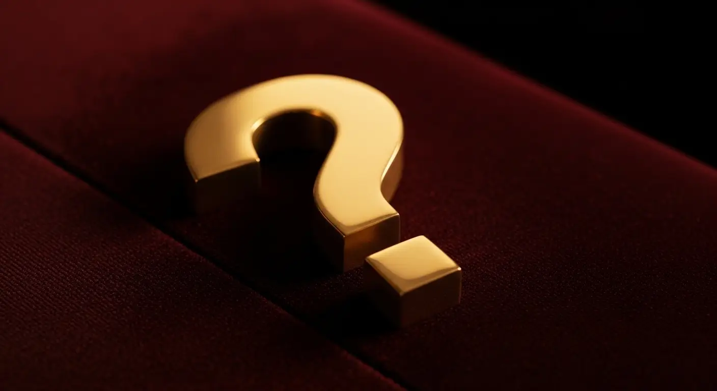 황동 물음표 엠블럼 벨벳 배경 매크로 FAQ 자주 묻는 질문 안내 상징 이미지